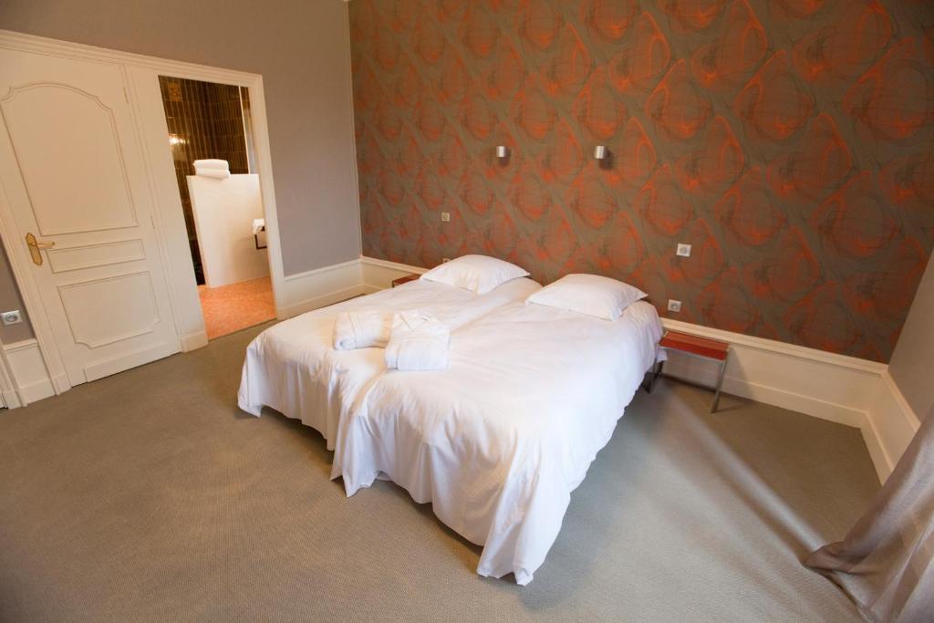 Chateau De Bellevue B&B Villie Morgon Bagian luar foto