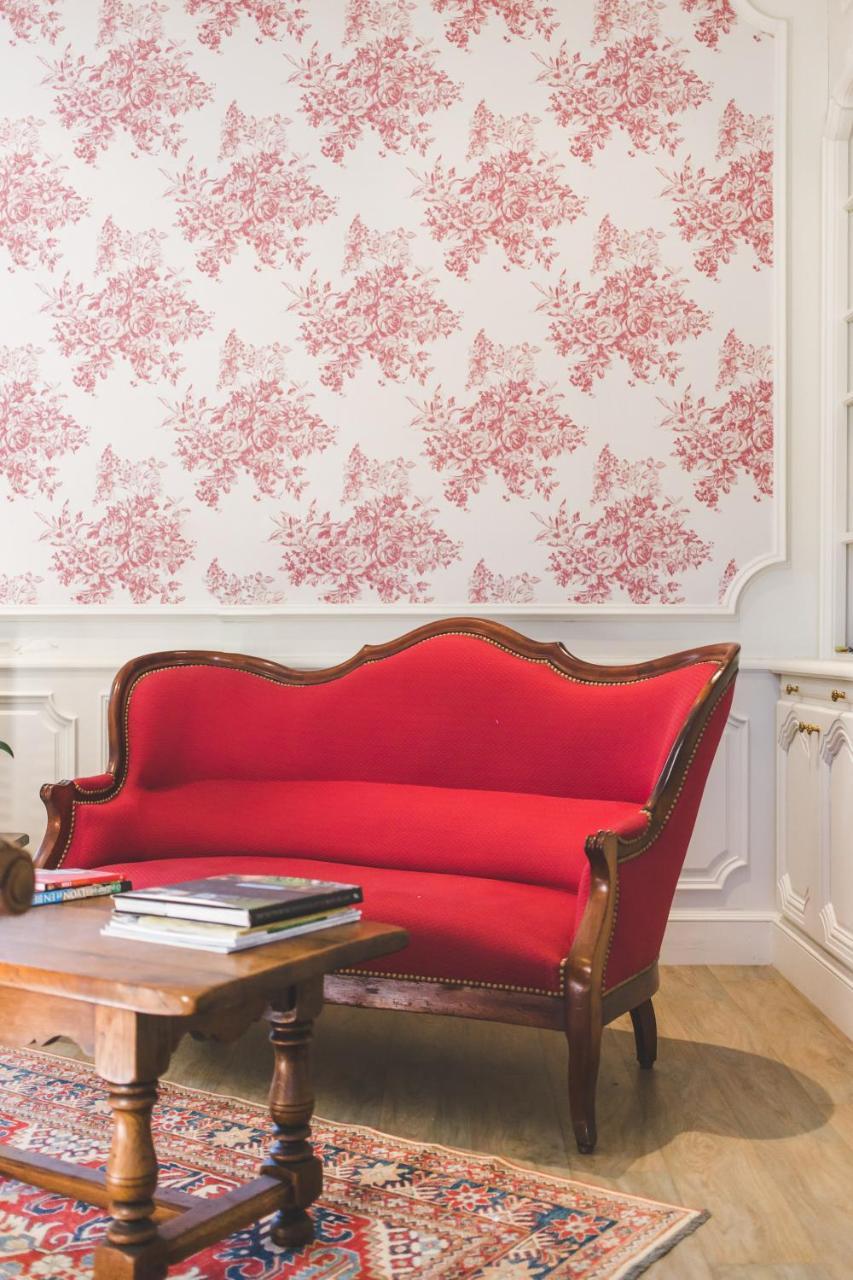 Chateau De Bellevue B&B Villie Morgon Bagian luar foto